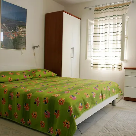 Apartment Viskovic Margita Hvar Town
