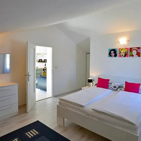 Viskovic Margita Hvar Town