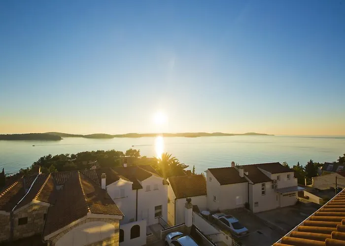 Viskovic Margita Hvar Town